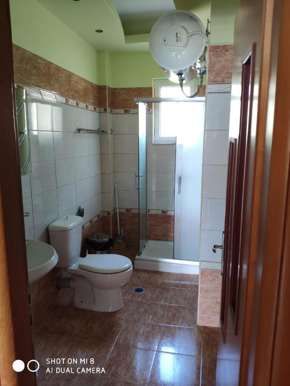 Sunny&Seaview Apartment Sarande Bagian luar foto