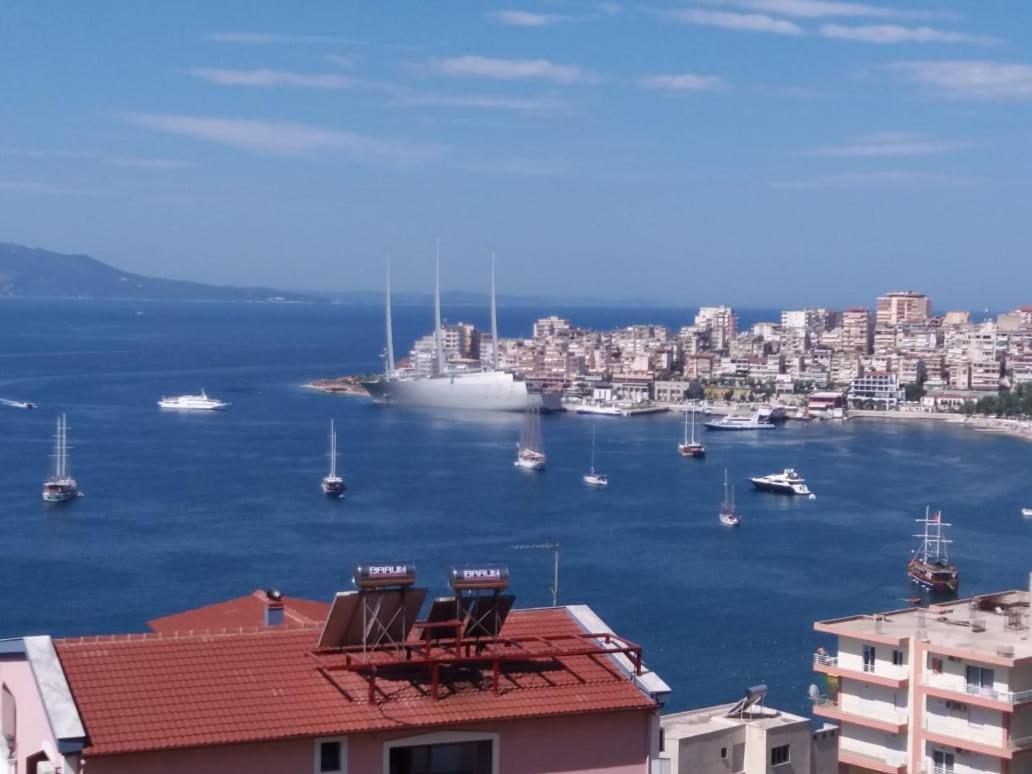 Sunny&Seaview Apartment Sarande Bagian luar foto