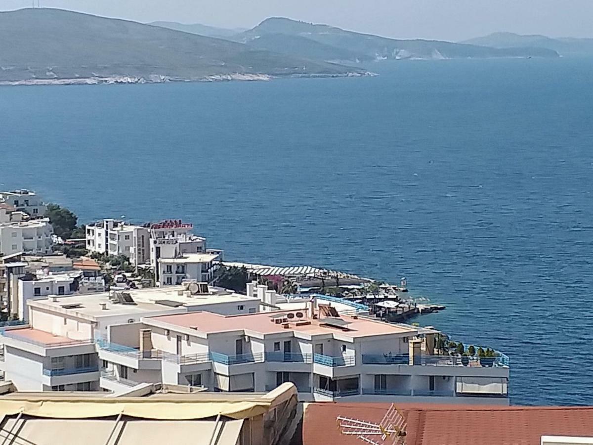 Sunny&Seaview Apartment Sarande Bagian luar foto